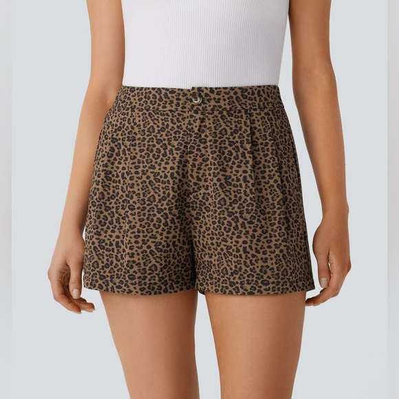 Halara High Waisted Side Pocket Leopard Print Casual Cotton Shorts size L - Picture 1 of 10